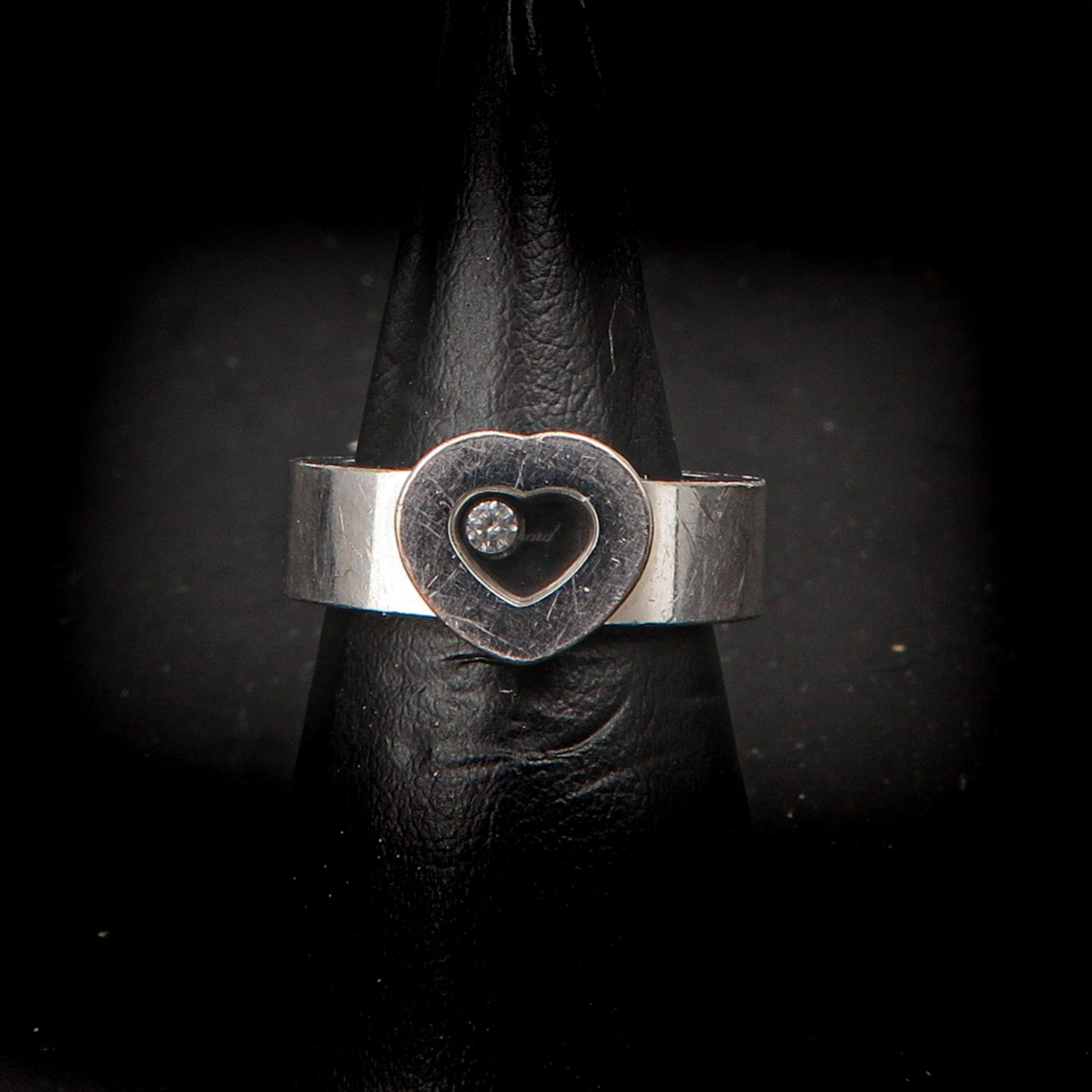 An 18KG Ladies Chopard Ring