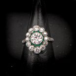 A Ladies Art Deco Diamond Ring