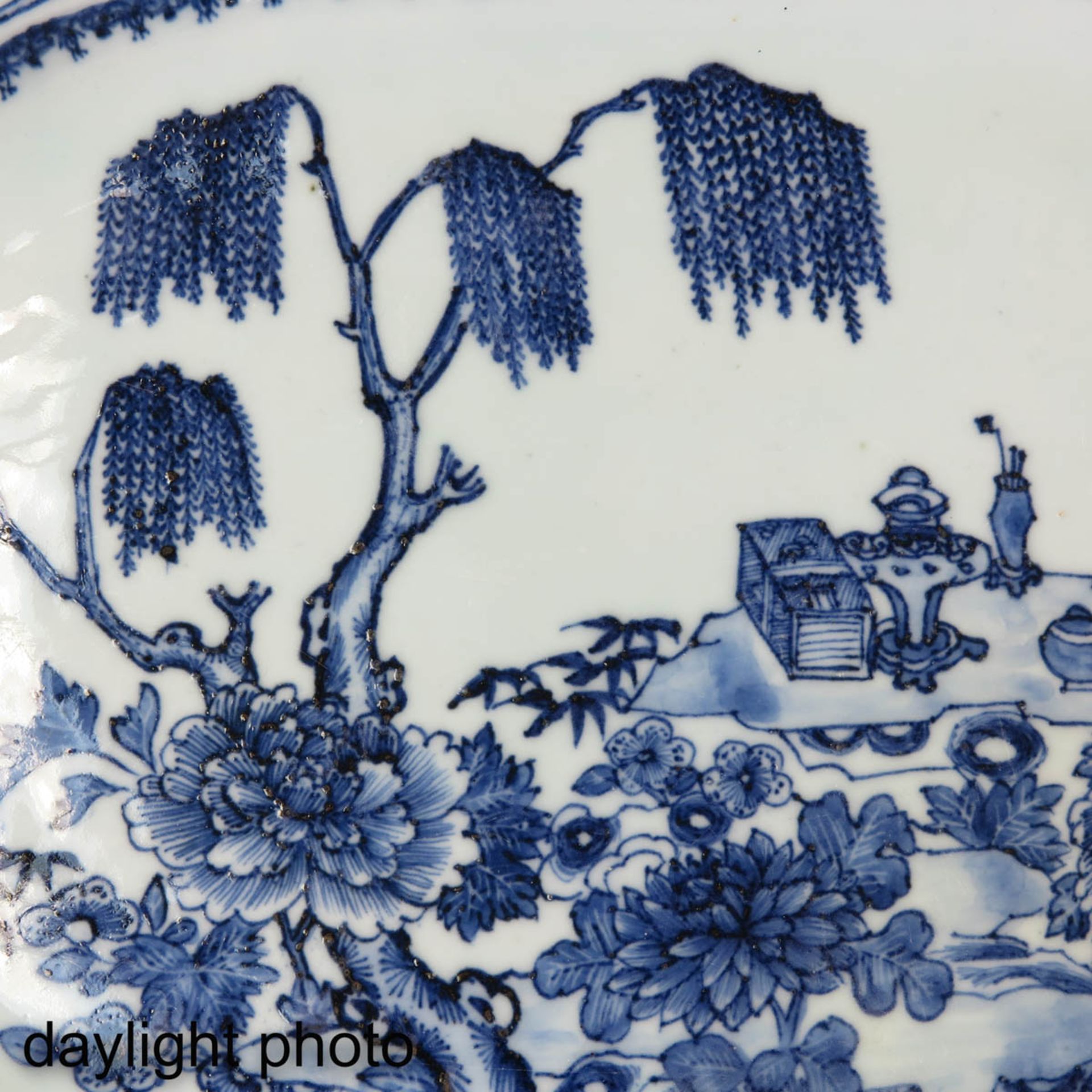 A Blue and White Serving Tray - Image 7 of 7