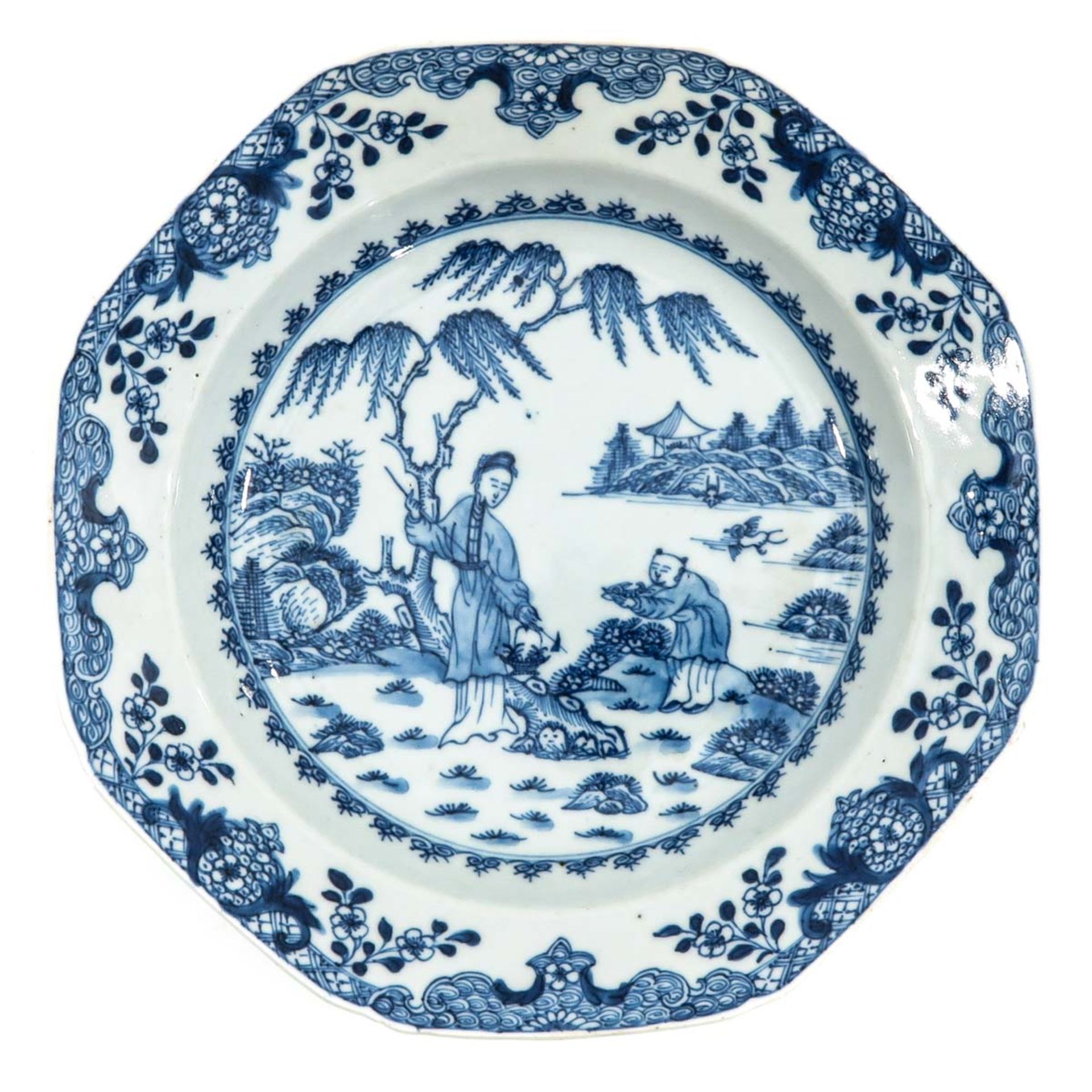 A Pair of Blue and White Plates - Image 3 of 9