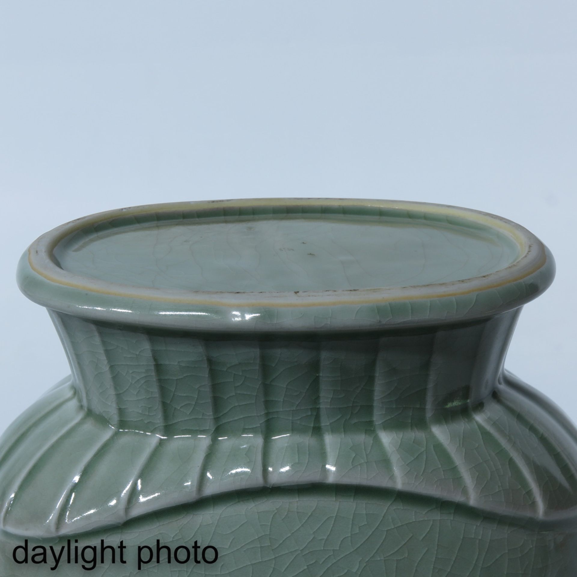 A Celadon Vase - Bild 8 aus 8