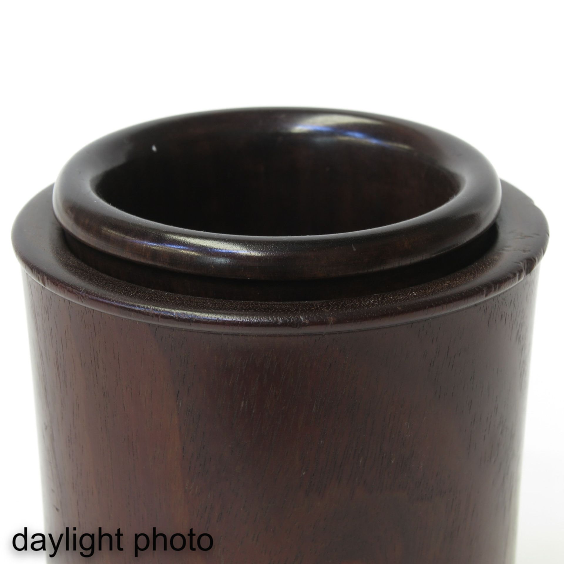 A Carved Wood Brush Pot - Bild 9 aus 9