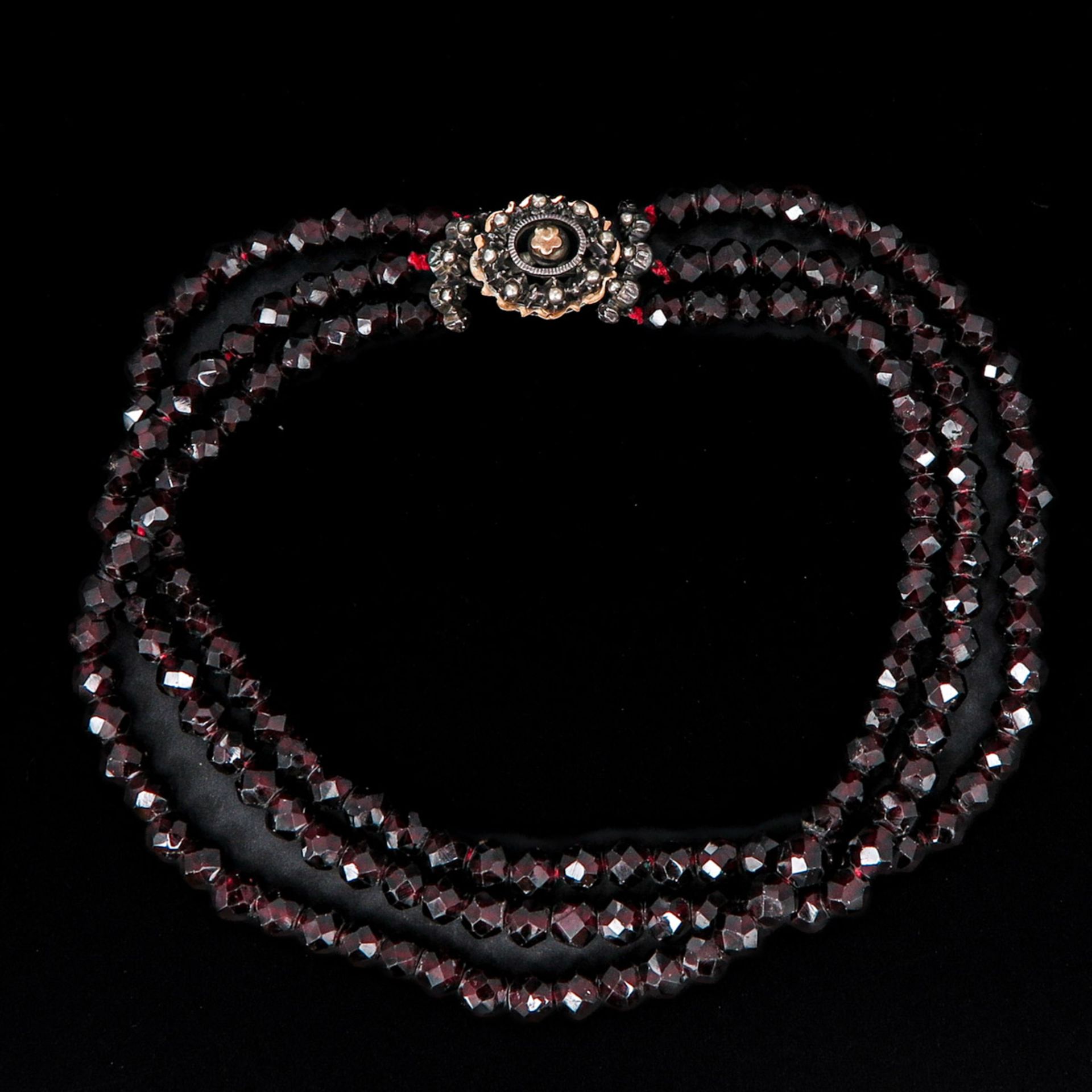 A Lot of 3 Garnet Necklaces and Garnet Bracelet - Bild 3 aus 6