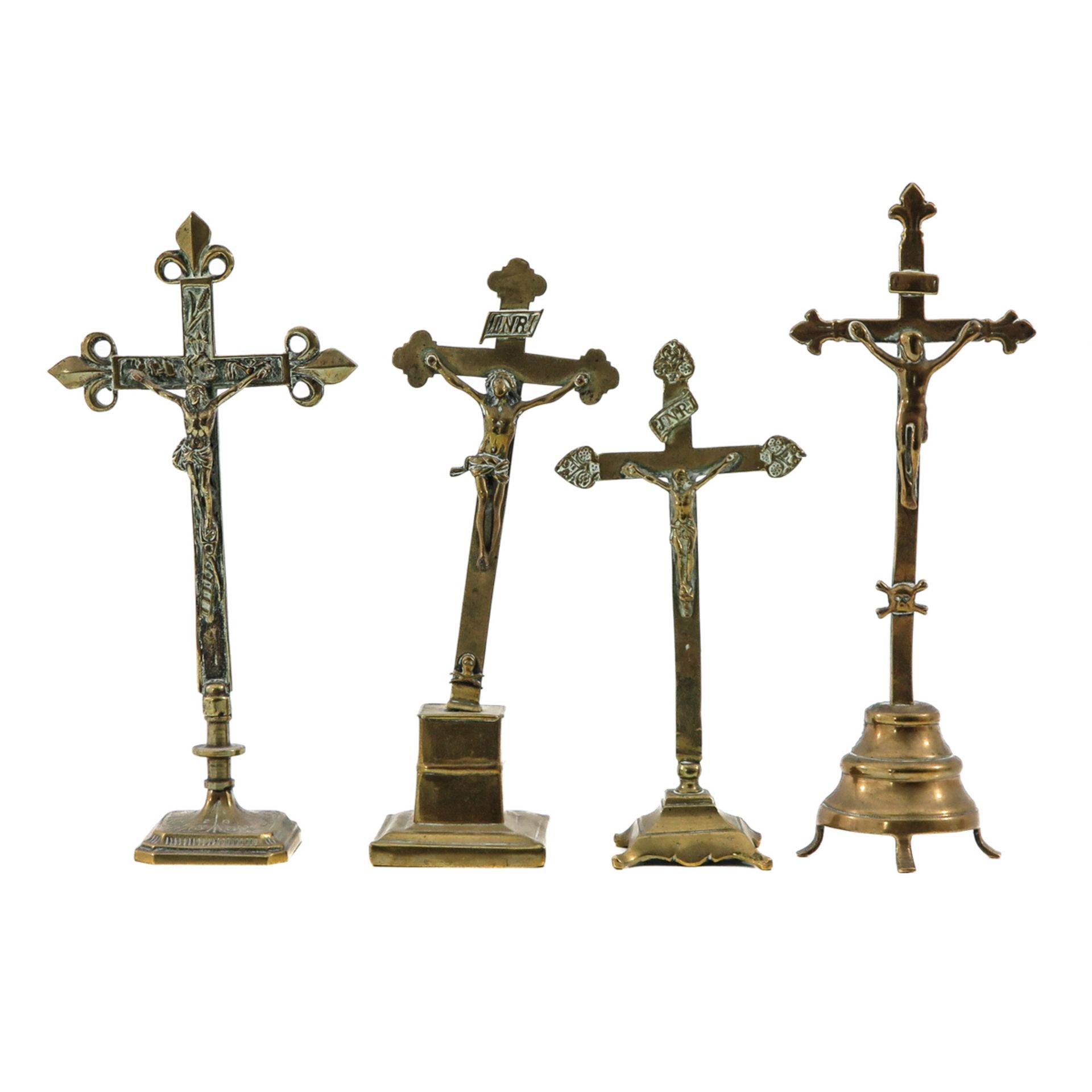 A Collection of 17 Crucifix - Image 7 of 9