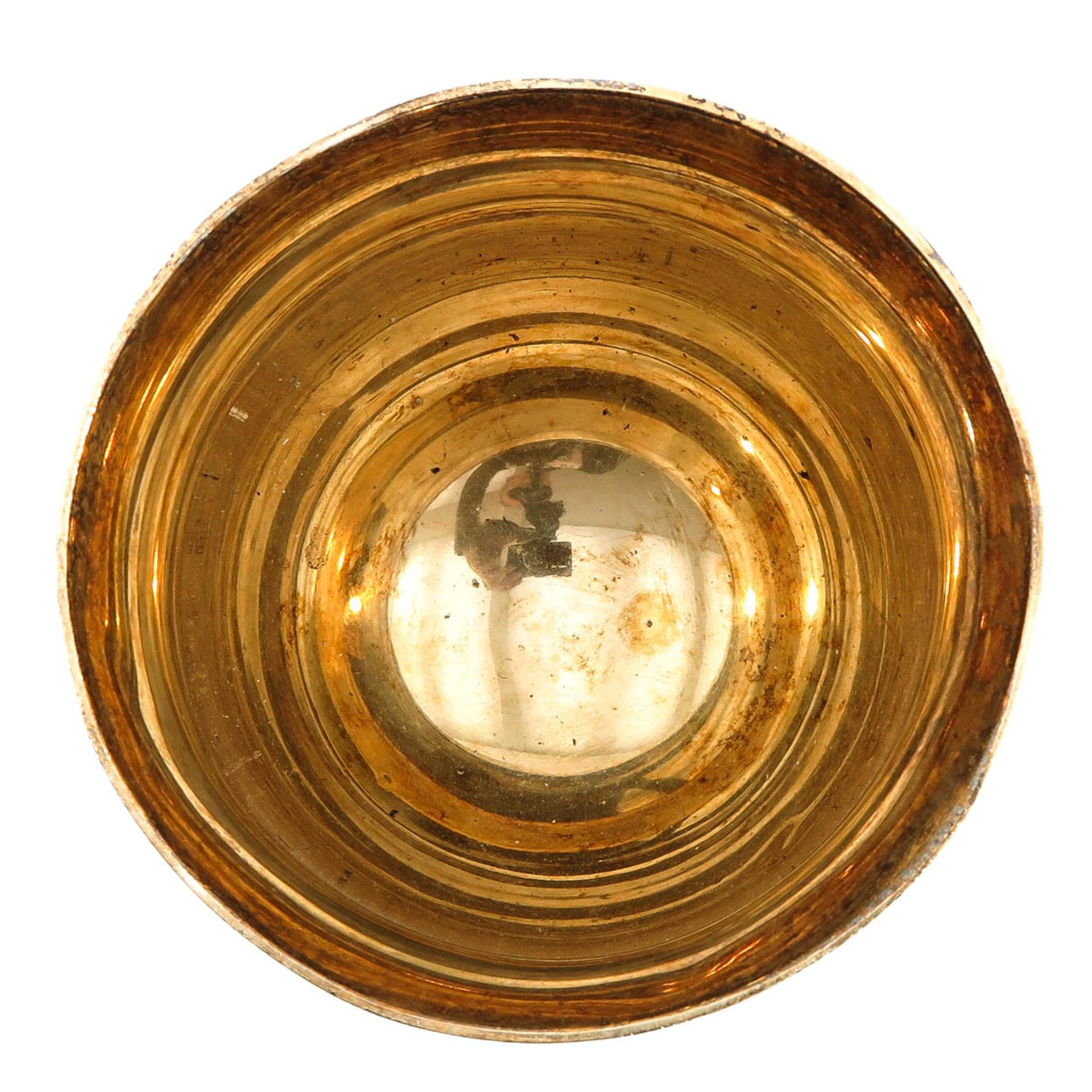 A Gold Plated Silver Chalice - Bild 5 aus 9