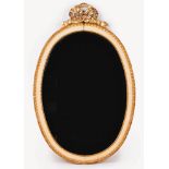 An oval D.Maria style mirror