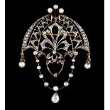 A Romantic era brooch/pendantSilver and gold Pierced and lace decoration of gothic arches set with