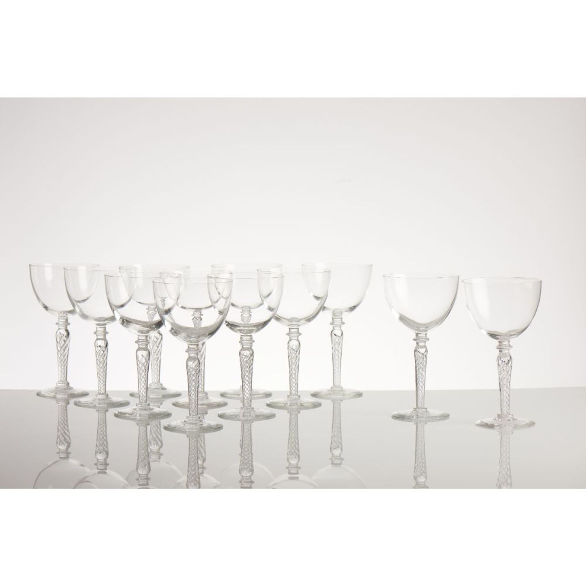 A set of drinking glasses for 12 - Image 2 of 2