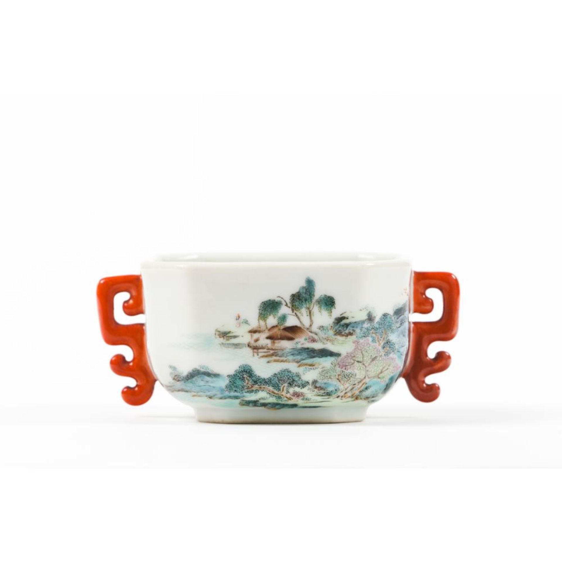A rare Famille-Rose 'Landscape' cup and cover - Image 4 of 6