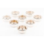 A set of 8 finger bowls