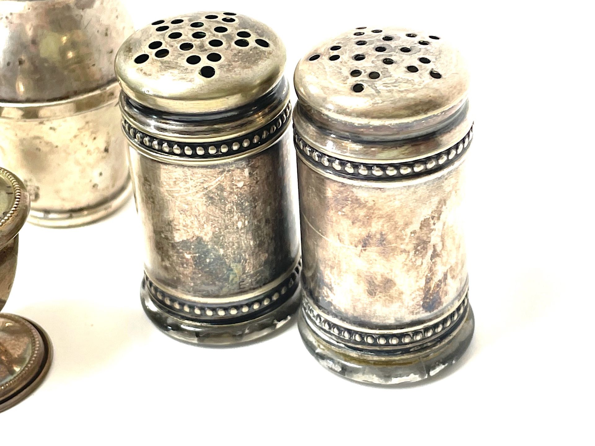 40 pairs of salt/pepper and spice shakers, - Image 3 of 88