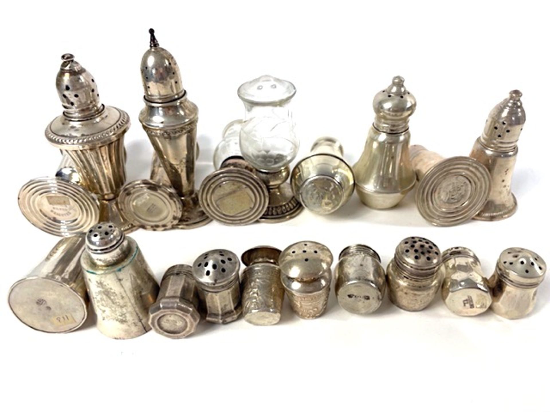 40 pairs of salt/pepper and spice shakers, - Image 85 of 88