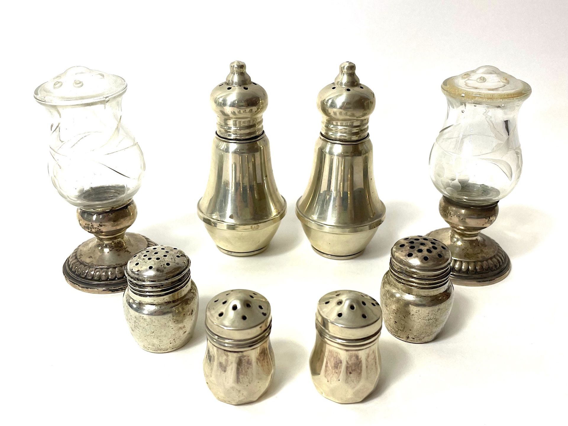 40 pairs of salt/pepper and spice shakers, - Image 15 of 88
