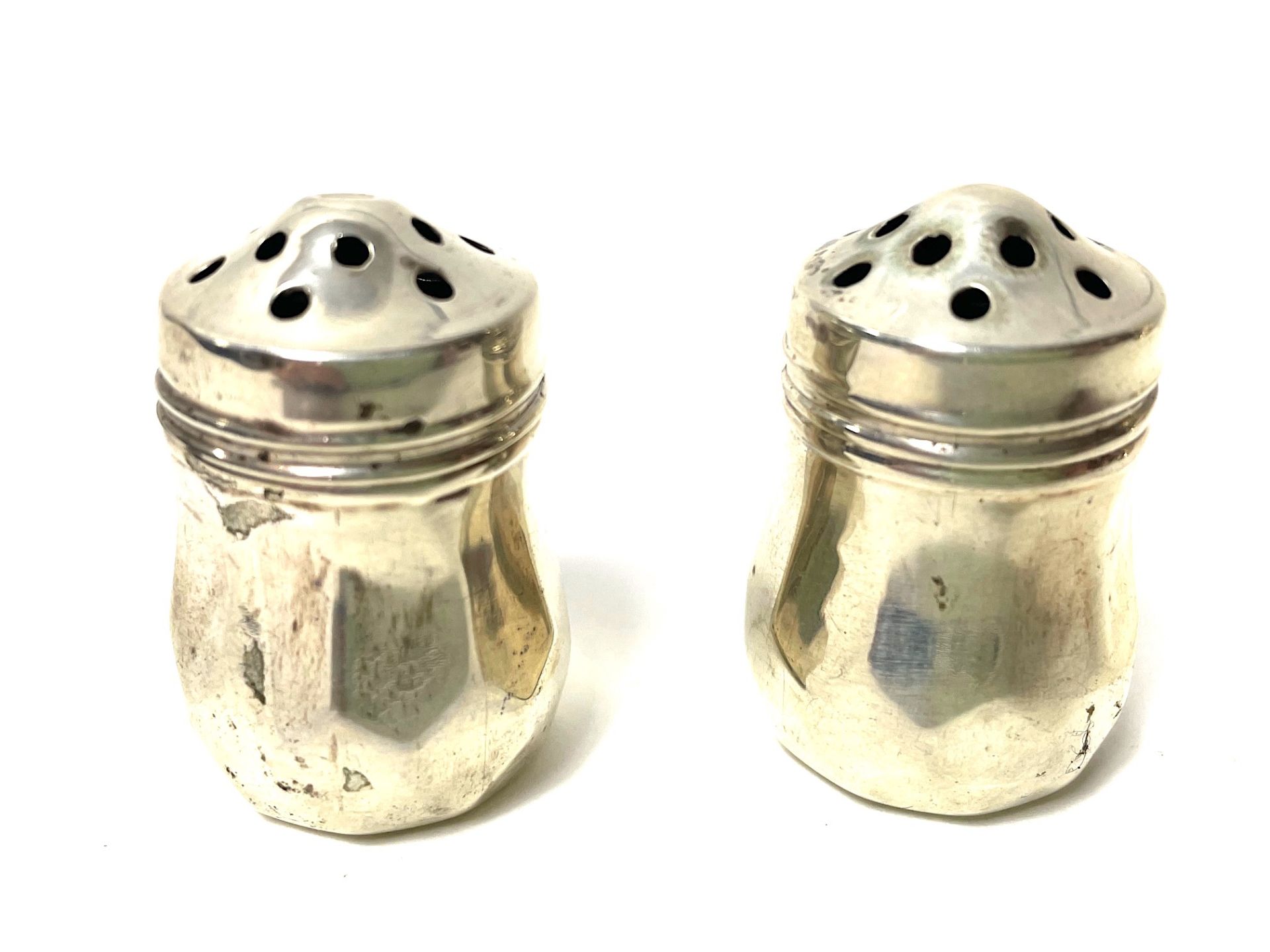 40 pairs of salt/pepper and spice shakers, - Image 59 of 88