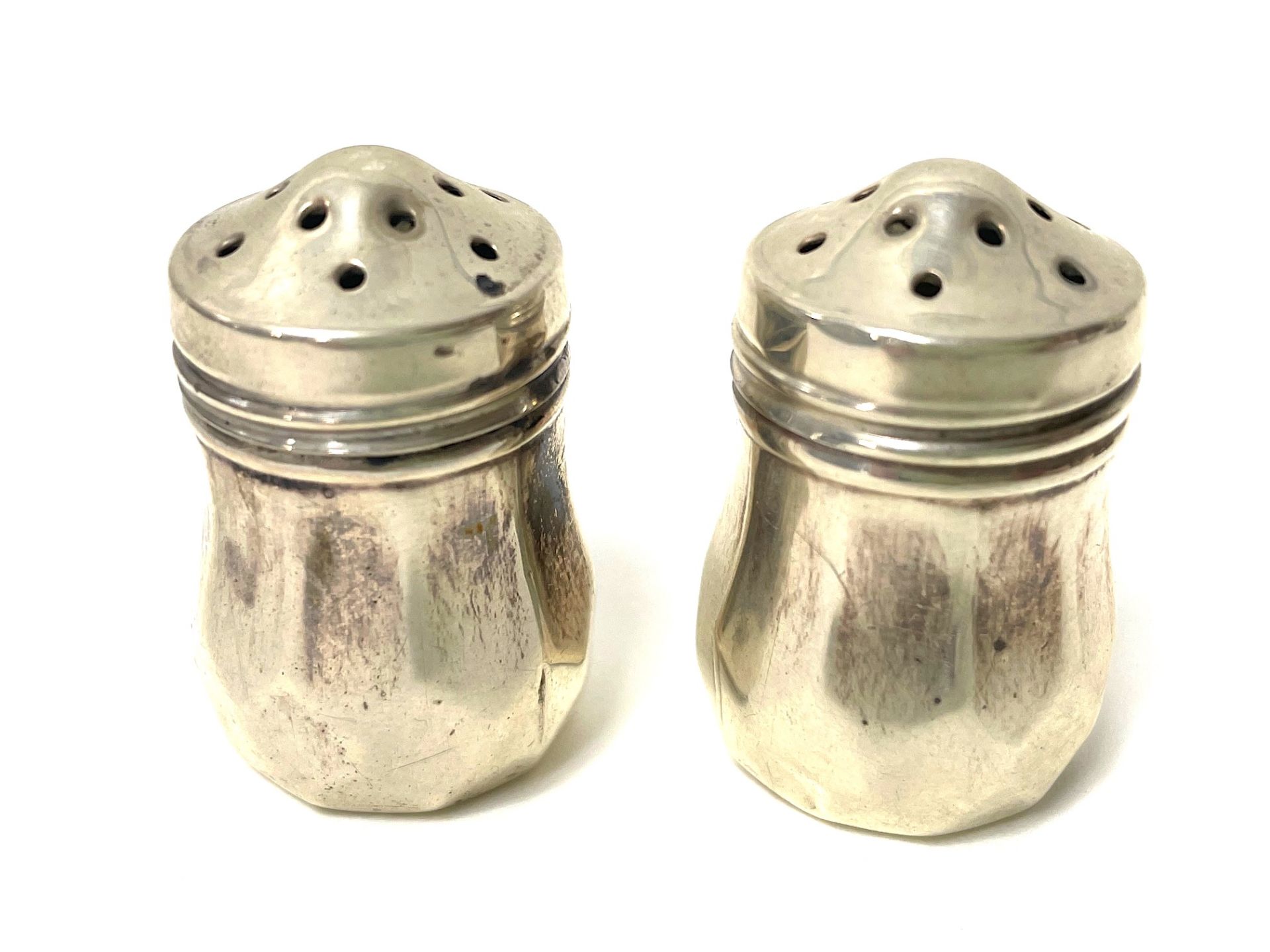 40 pairs of salt/pepper and spice shakers, - Image 19 of 88