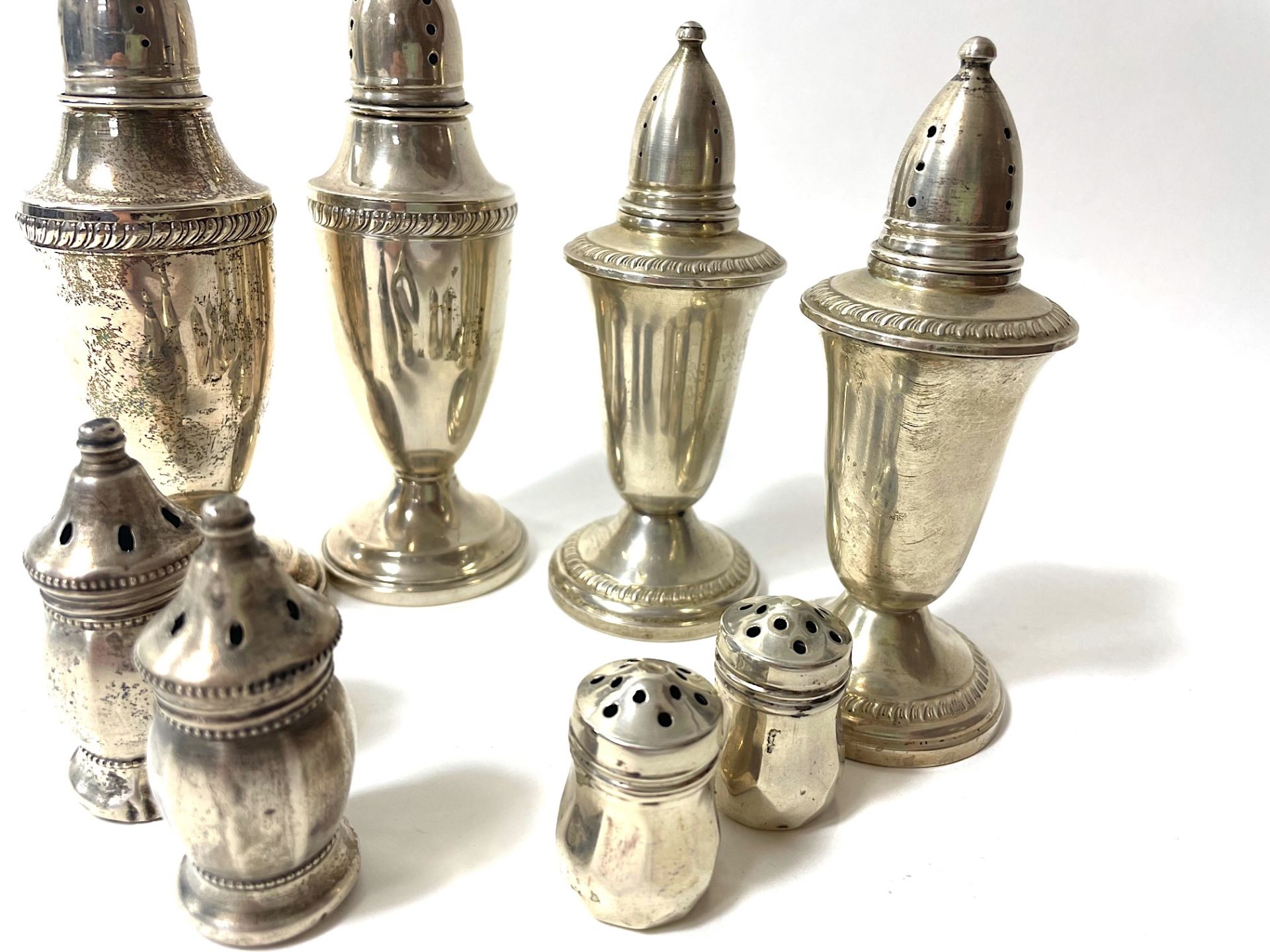 40 pairs of salt/pepper and spice shakers, - Image 56 of 88