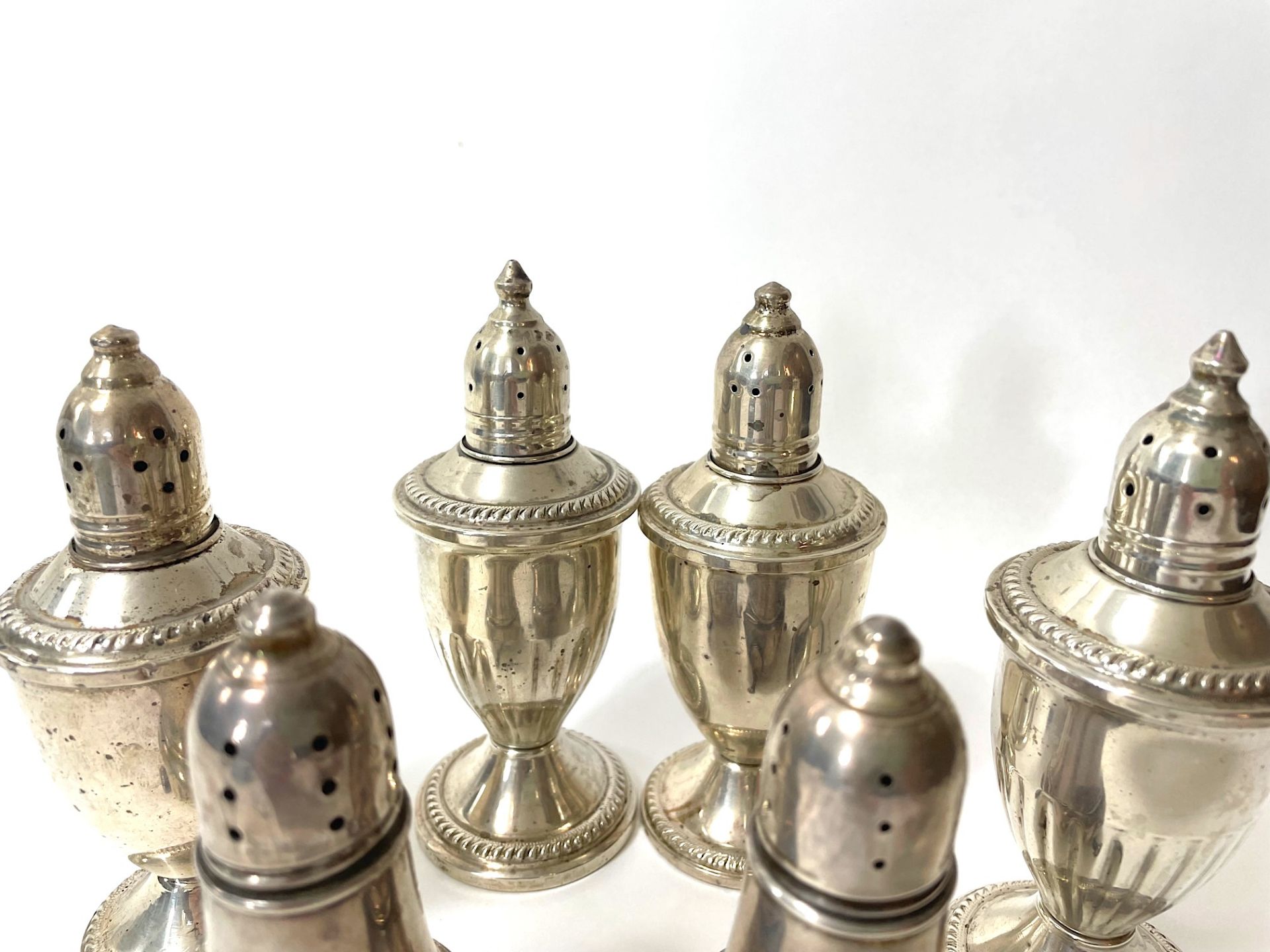 40 pairs of salt/pepper and spice shakers, - Image 81 of 88