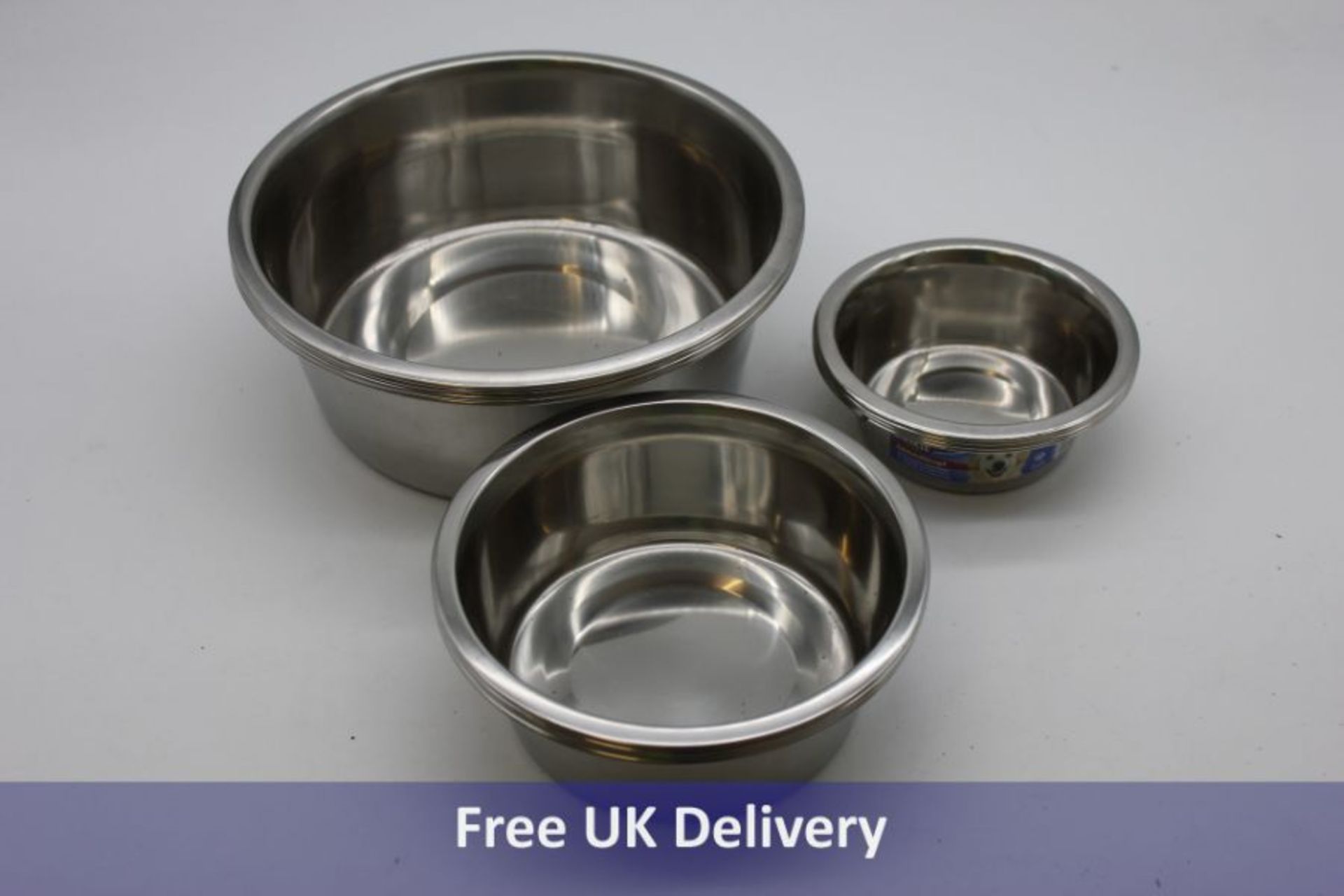 Twelve Trixie Dog Bowls, 4x Stainless Steel, 4.5L, 4x Stainless Steel, 1.8L, 4x Stainless Steel, 0.7