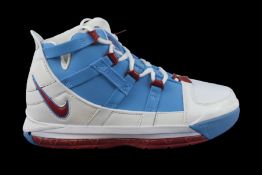 Nike Men's Zoom Lebron III Trainers, QS "Houston Oilers " UK 8