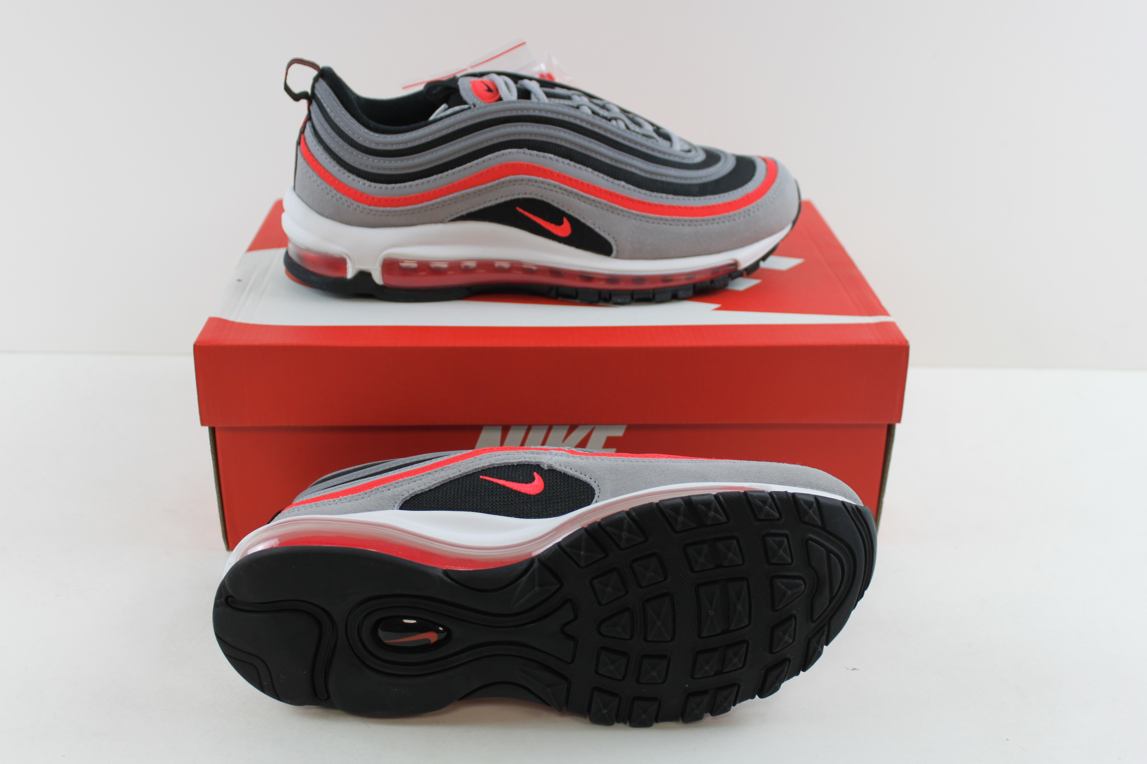 Nike Unisex Air Max 97 Trainers, Wolf Grey, Radiant Red and Black, UK 6.5 - Image 2 of 2