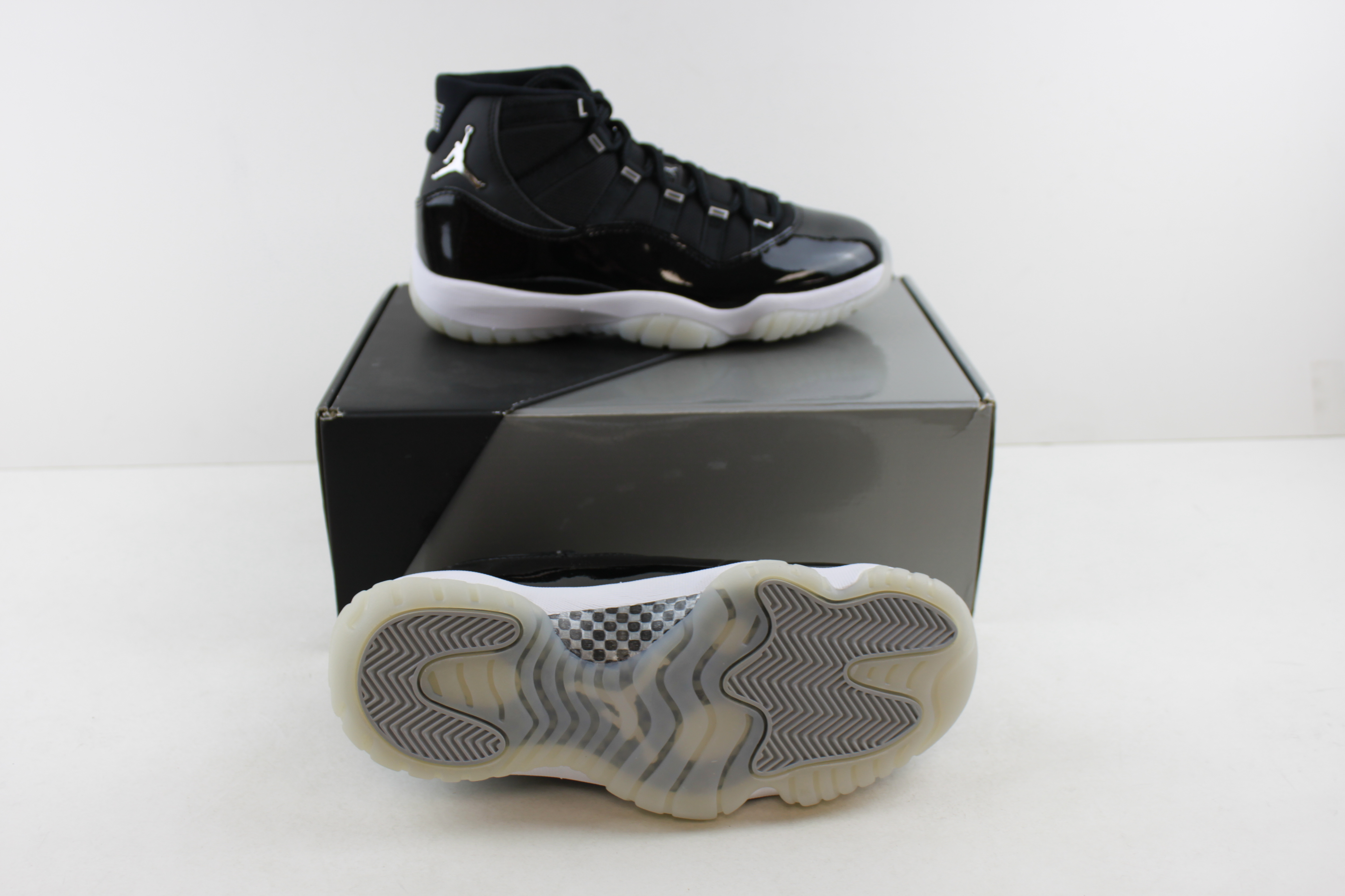 Air Jordan Women's 11 Retro Jubilee Trainers, Black, UK 5 - Image 2 of 7