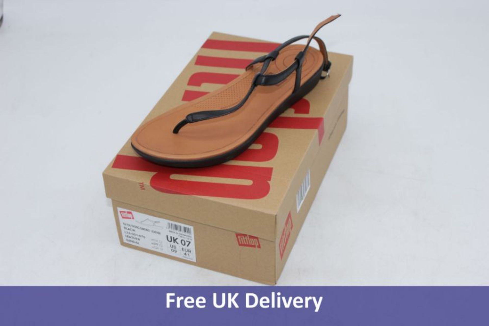 Three pairs of Fitflop Sandals to include 1x Lulu Toepost Leather Sandals, Black, UK 7, 1x Sola Feat - Image 3 of 3