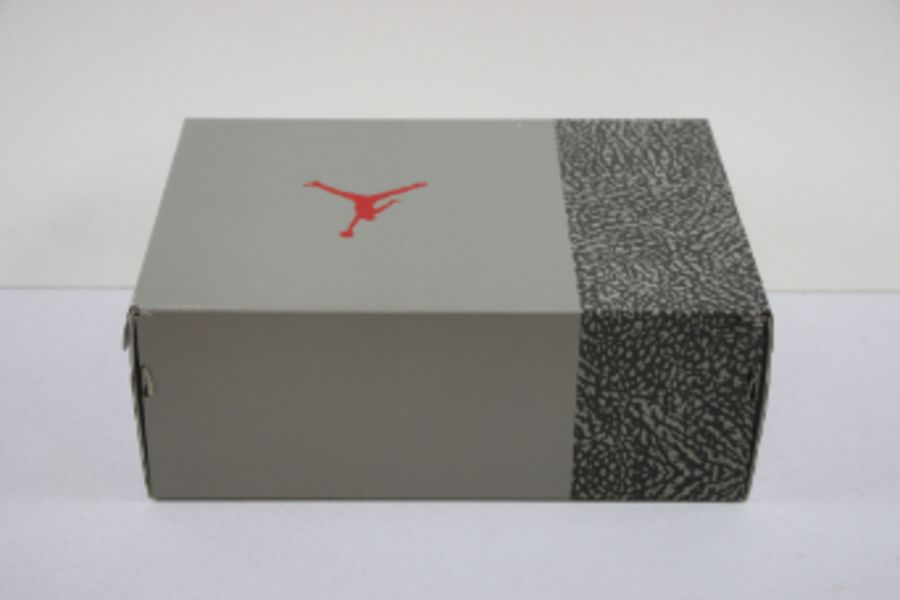 Nike Air Jordan's 3 Men's Retro Trainers, Cool Grey, UK 7 - Image 3 of 5