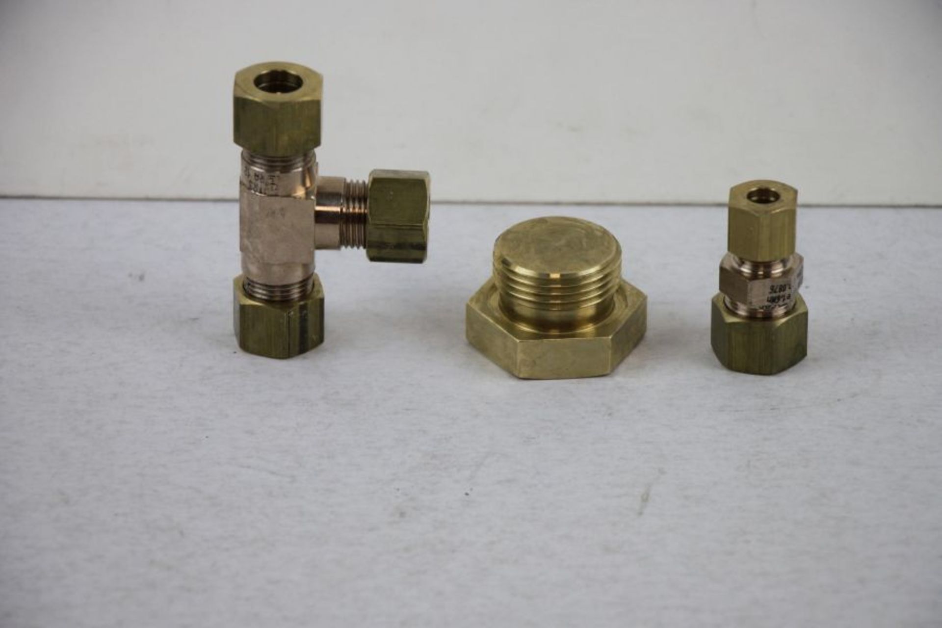 Ninety Industrial Items to Include 70x T-Union Type TRS with Double Wedge Rings, 10x Brass Hexagon H
