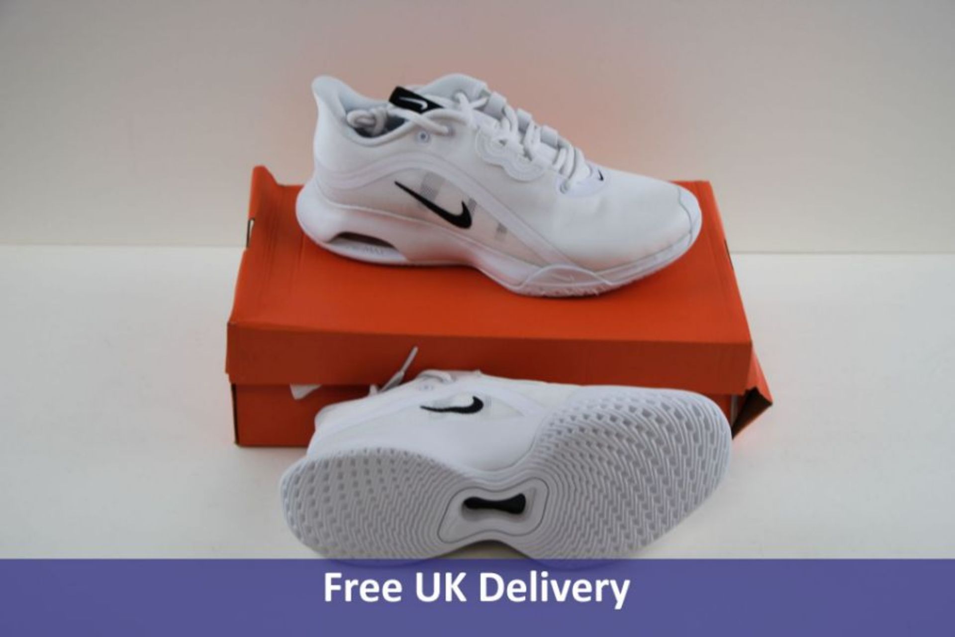 NIke Women's Air Max Volley Trainers, White and Black, UK 5.5