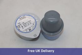 Five Freestyle Libre 2 Glucose Monitoring Sensor Packs and Sensor Applicators. Expiry 31/12/2022