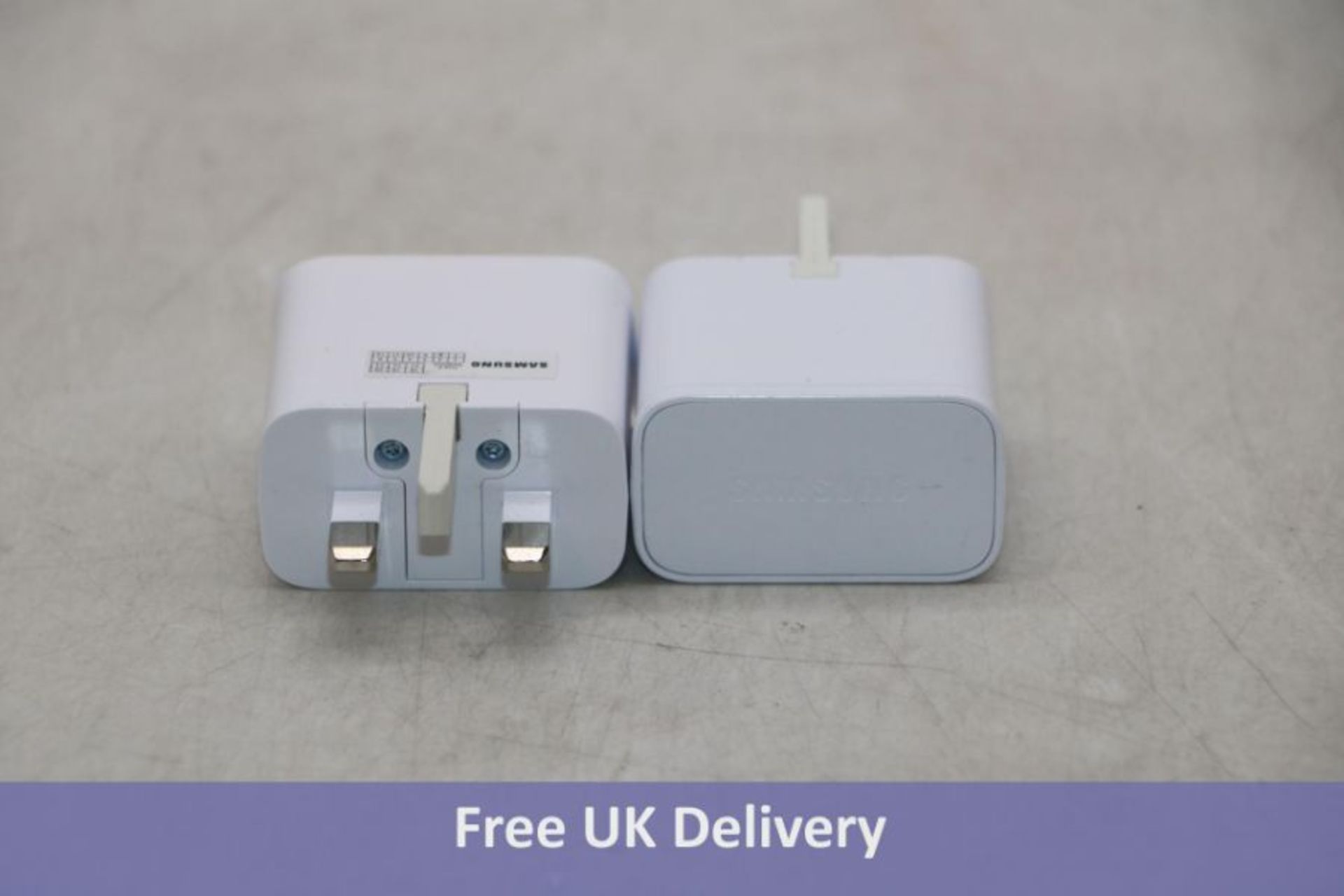 Forty Samsung Travel Fast Chargers, White