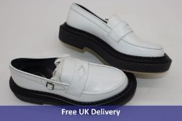 Adieu Women's White Loafer, UK 9. Slighly scuffed