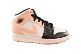 Nike Women's Air Jordan 1 Mid GS Crimson Tint Trainers, White, Black and Soft Pink, UK 3.5. Damaged