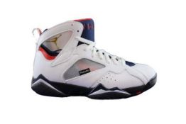 Nike Men's Air Jordan 7 Retro Paris Saint-Germain Trainers, White and University Red, UK 10