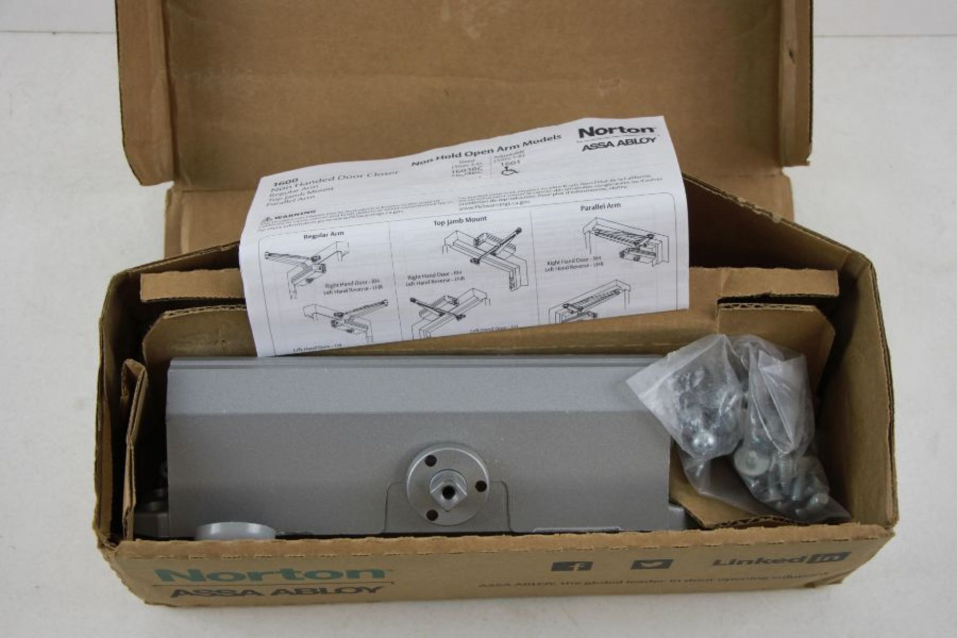 Norton Assa Abloy Non Handed Door Closer