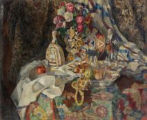 Georg Oskarowitsch Schlicht. Stillleben mit Porzellanfiguren, Blumenvase und Obstschale. Um 1920