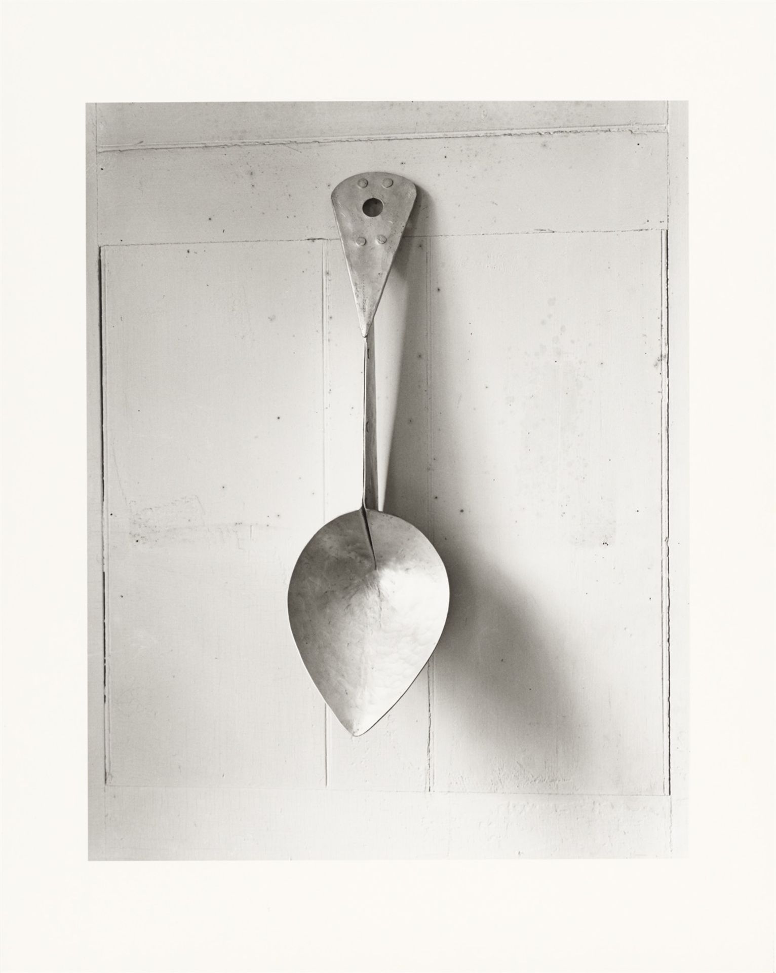 Evelyn Hofer. ”Calder Spoon, Roxbury”. 1976 - Image 2 of 2