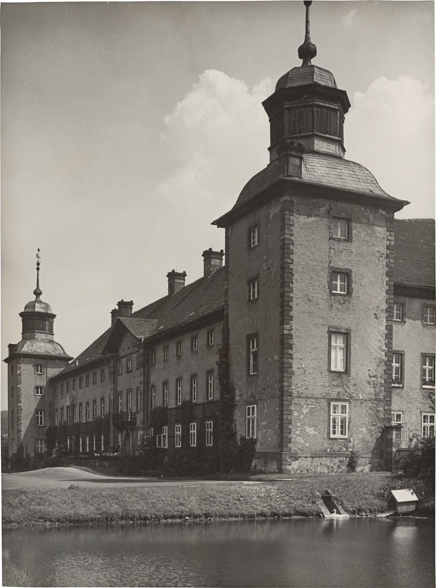 Sabine Renger. „Corvey, Schloss an der Weser“. Anfang der 1950er-Jahre