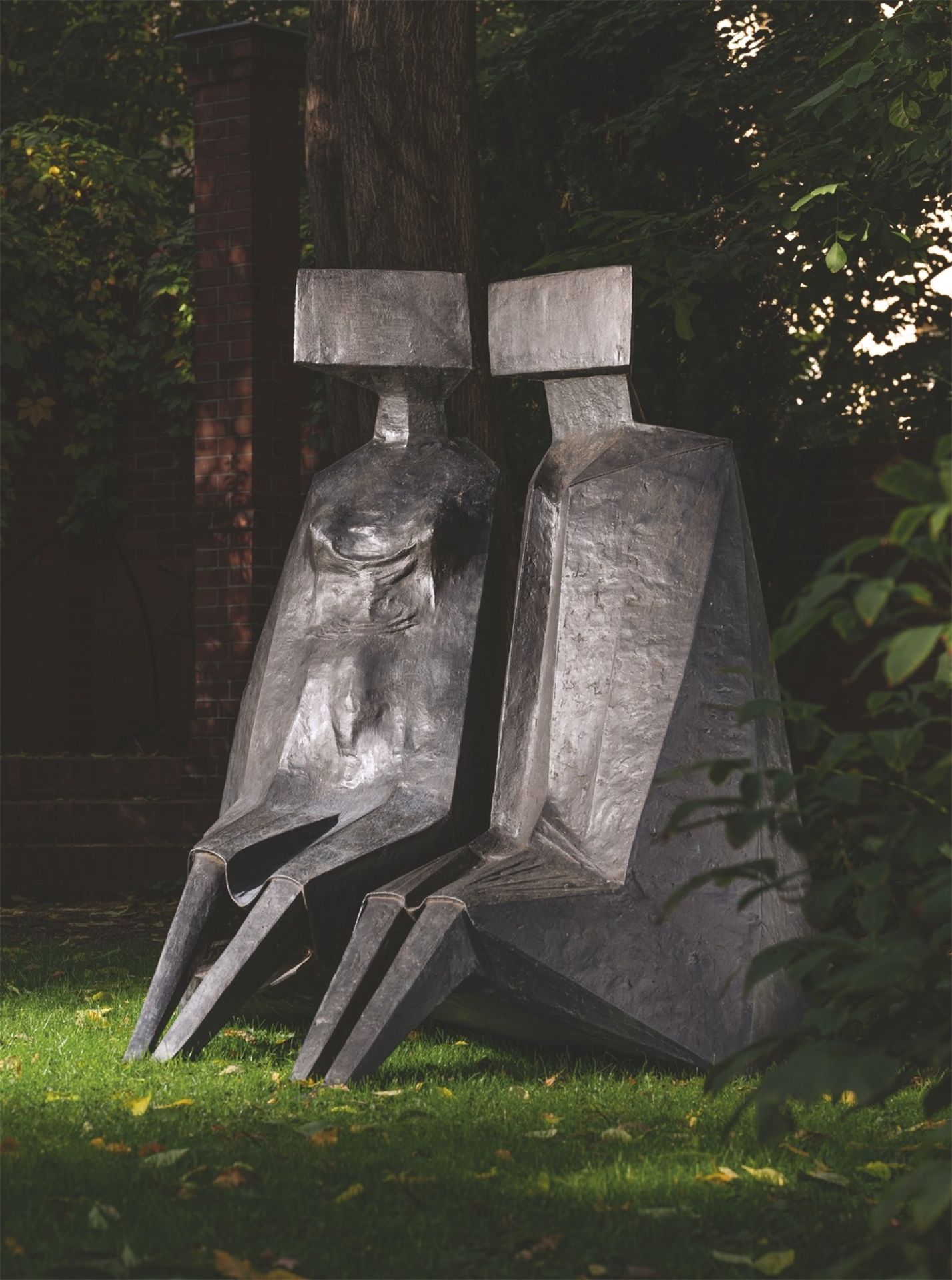 Lynn Chadwick. ”Sitting Figures”. 1979/80