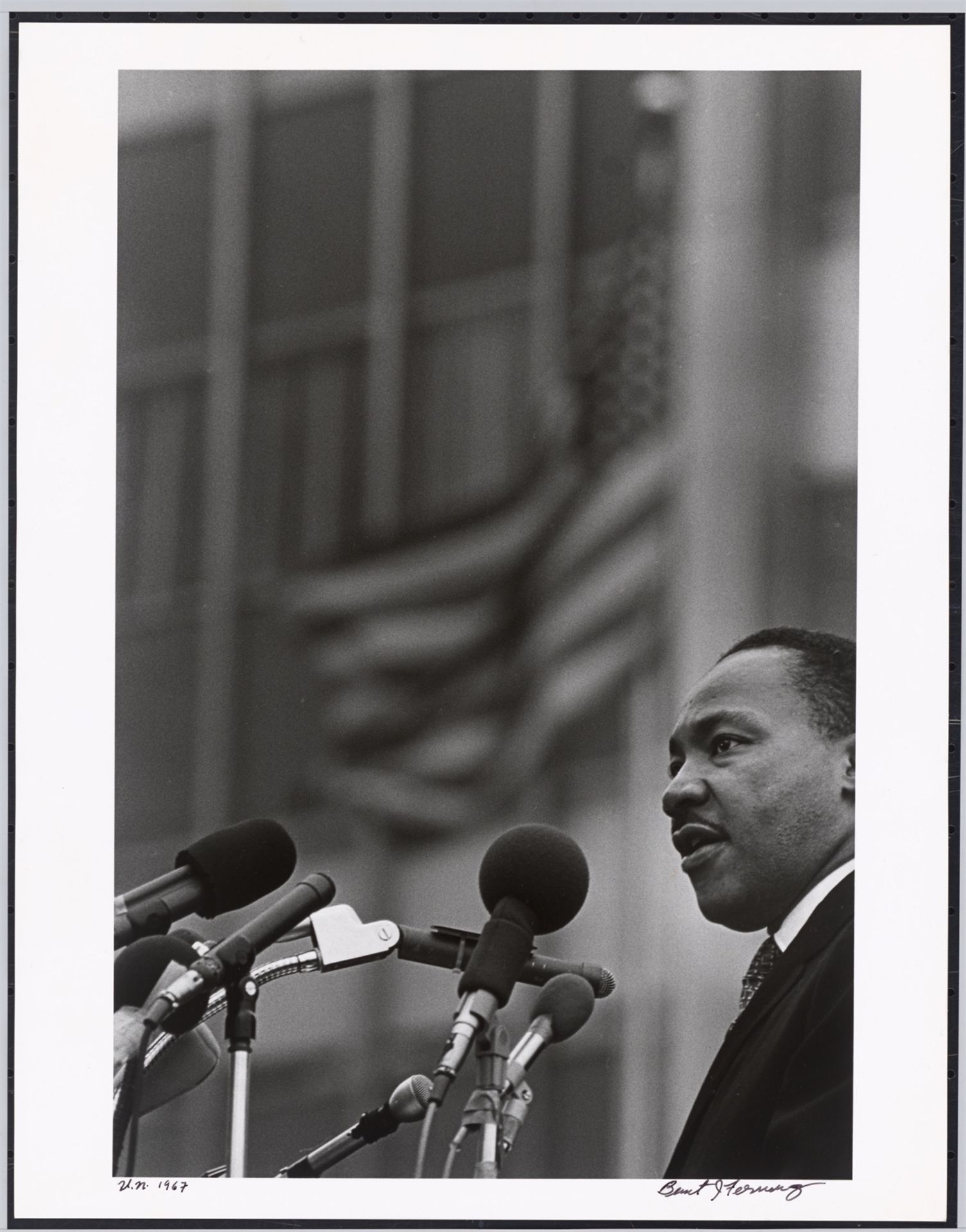 Benedict J. Fernandez. „U.N.“ (Martin Luther King). 1967 - Bild 2 aus 4