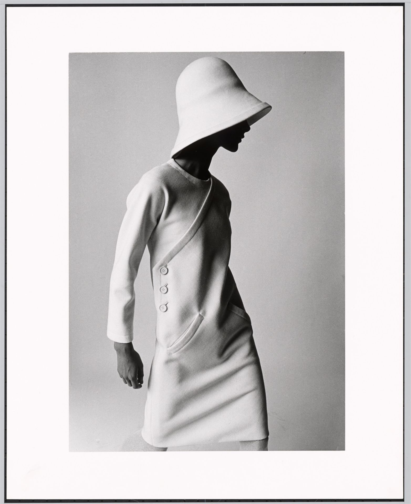 F.C. Gundlach. Bernadette, Kleid von Lanvin, Paris. 1966 - Bild 2 aus 4