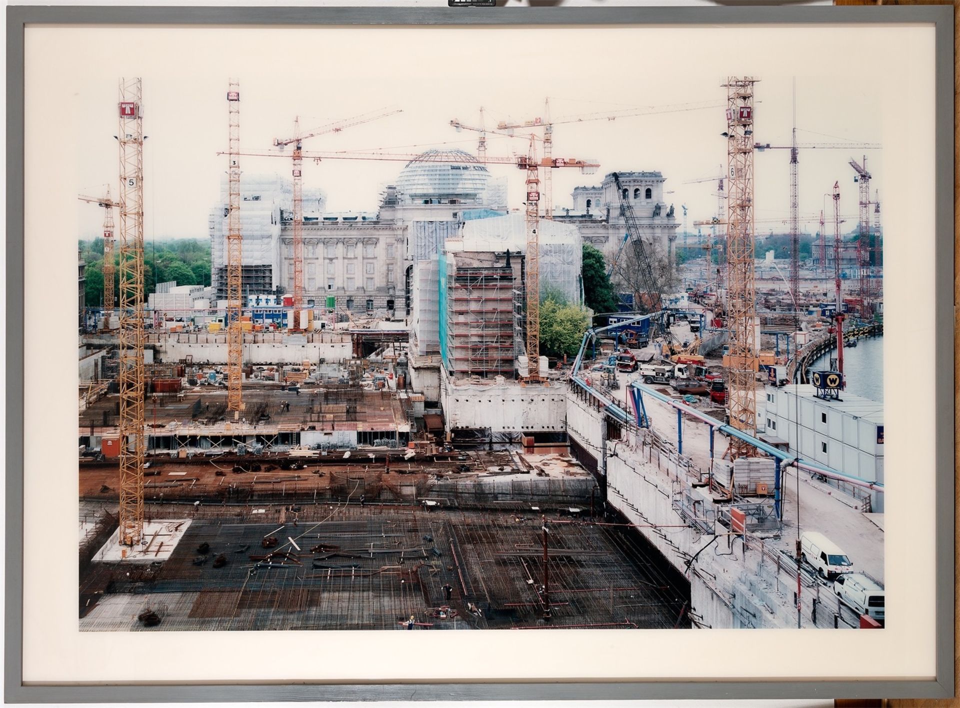 Frank Thiel. „Stadt 2/32/A (Berlin)“. 1998 - Bild 2 aus 4