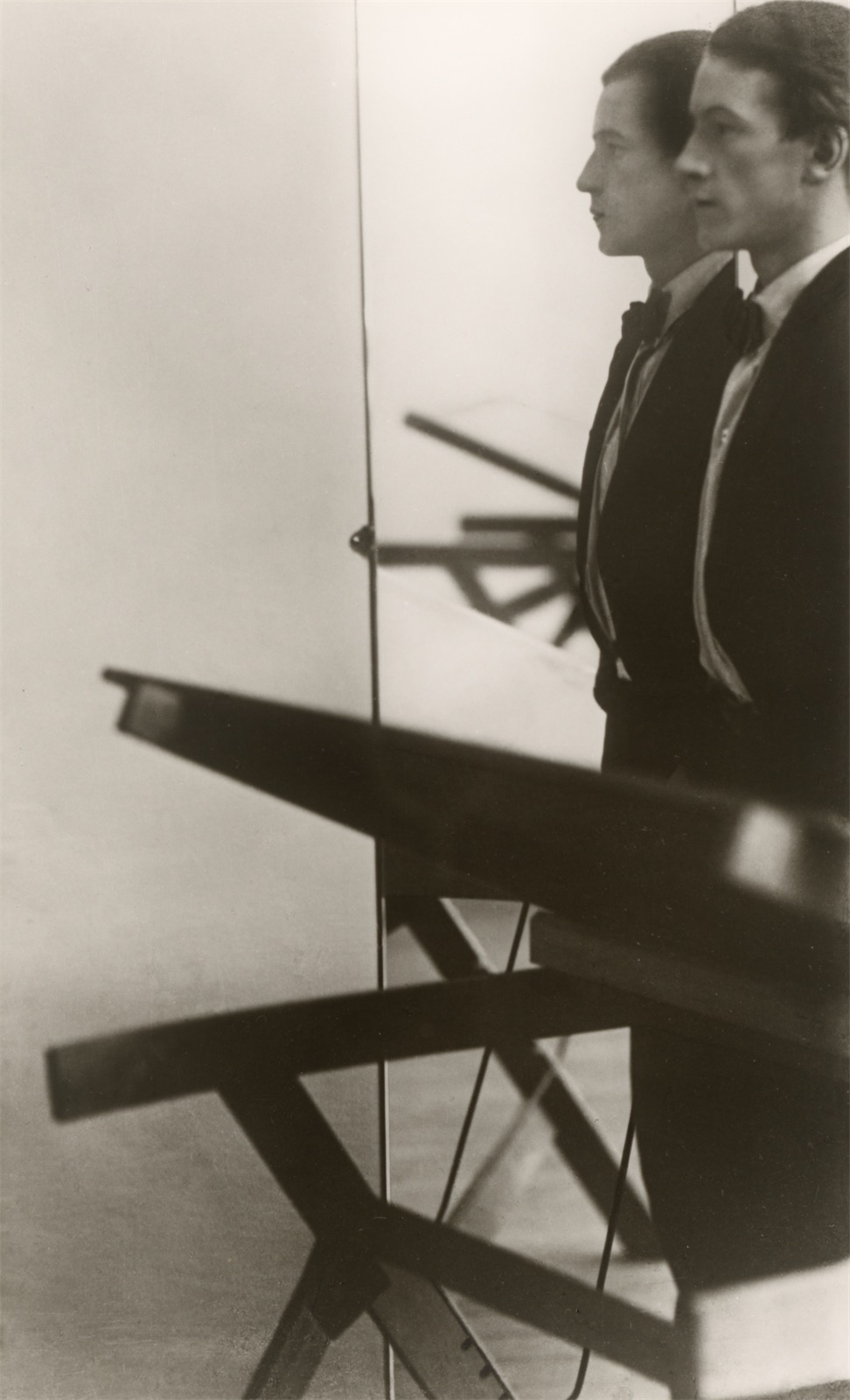 Florence Henri. Portrait Pierre Minet / Portrait in the Mirror. 1928/1933