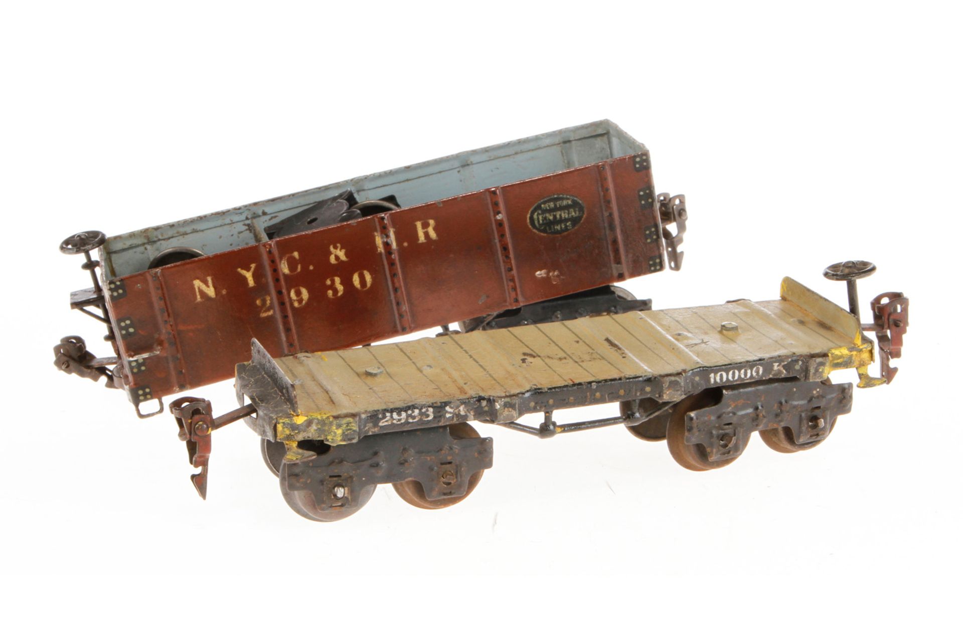 2 Märklin amerik. Güterwagen 2930 und 2933, Spur 0, HL, NV, L 18, zum Herrichten