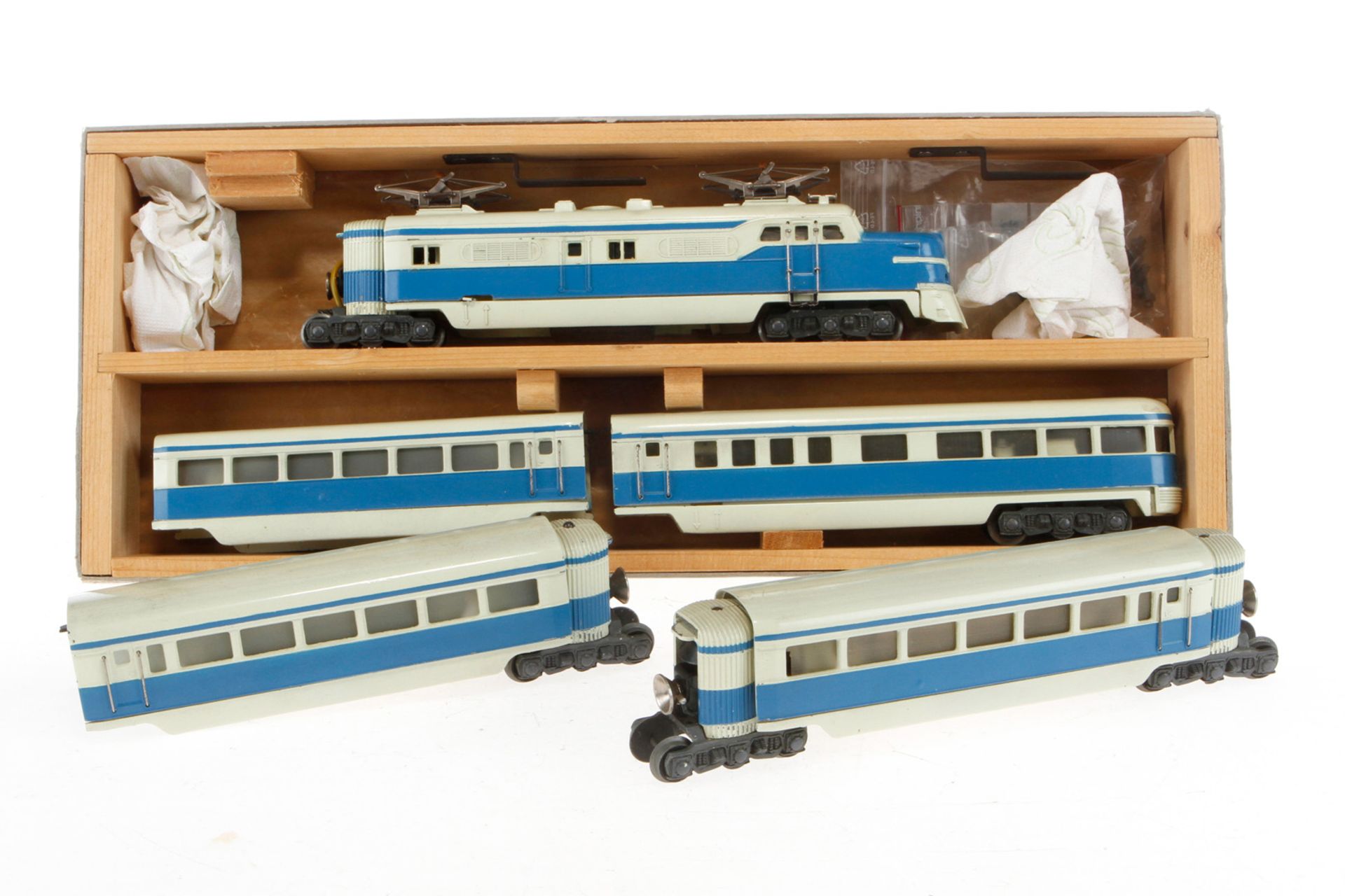 Märklin Schnelltriebwagen ST 800, Spur H0, 5-teilig, Guss, creme/blau, LS und Alterungsspuren, mit 2