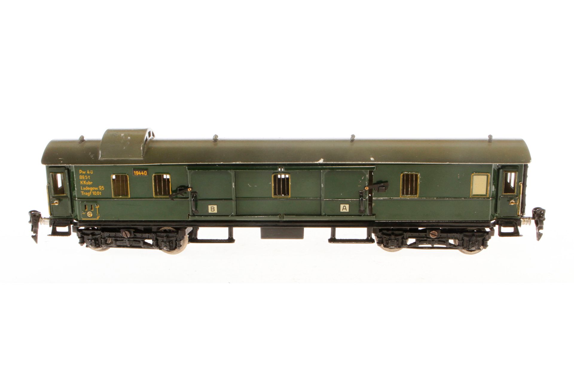 Märklin Gepäckwagen 1944, Spur 0, CL, mit 4 AT, 4 STH und Gussrädern, LS und gealterter Lack, L