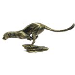 Bronzed cast iron sprinting cheetah, L: 30 cm. P&P Group 2 (£18+VAT for the first lot and £3+VAT for