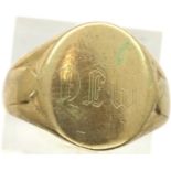 9ct gold signet ring size L, 4.6g. P&P Group 1 (£14+VAT for the first lot and £1+VAT for