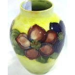 Moorcroft yellow ground vase in the Primula pattern, H: 14 cm. P&P Group 1 (£14+VAT for the first