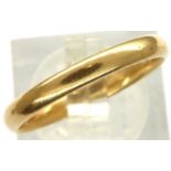 Presumed 22ct gold band (marks rubbed) size O/P, 2.8g. P&P Group 1 (£14+VAT for the first lot and £